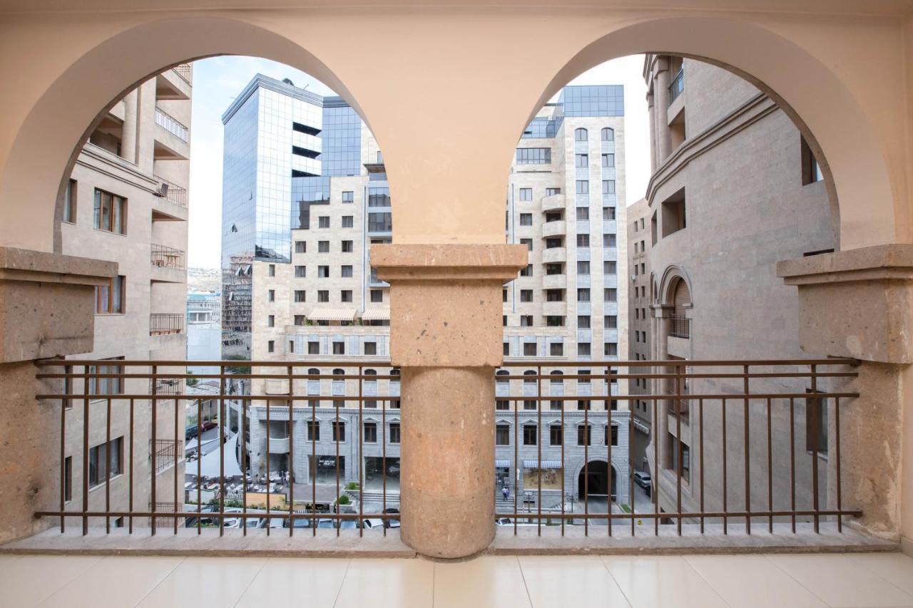 Stay Inn Apartments On Amiryan 4-6 Erivan Exterior foto