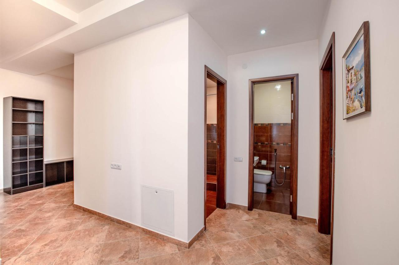 Stay Inn Apartments On Amiryan 4-6 Erivan Exterior foto